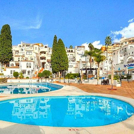 Estudio Pasodoble. Pueblo Evita Benalmádena Kültér fotó